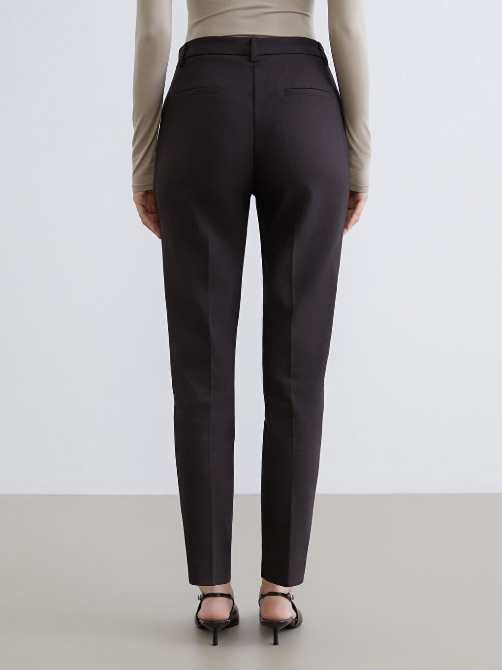 Ženske Pantalone Visokog Struka Cigareta-4