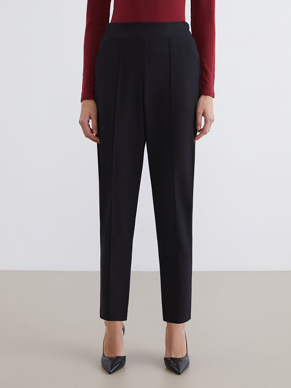 Woman BLACK Trousers-1