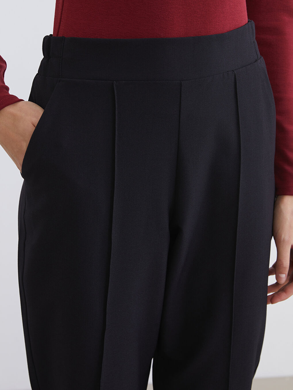 Woman BLACK Trousers-2