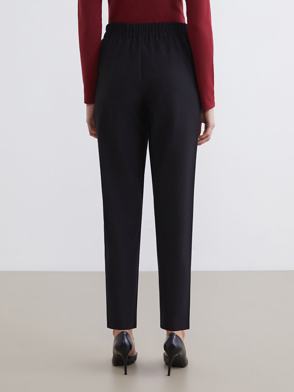 Woman BLACK Trousers-3