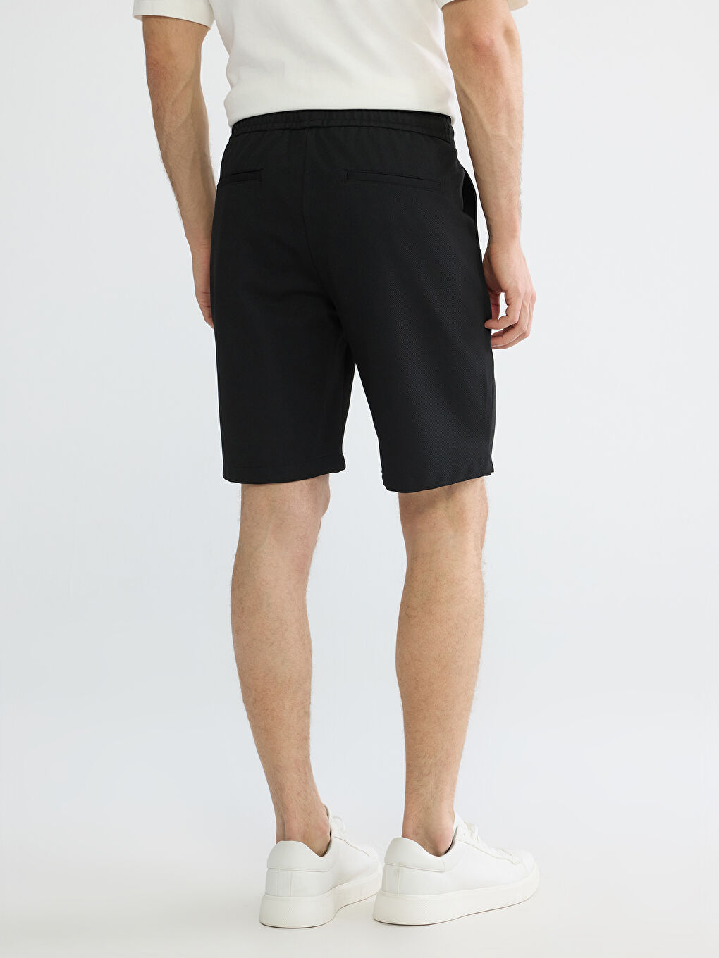 Siyah Standart Kalıp Erkek Şort-3