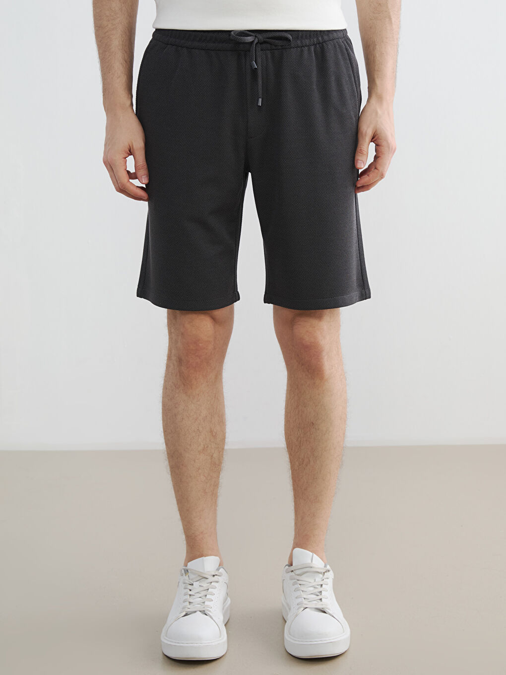 Шорты мужские стандартного кроя-1