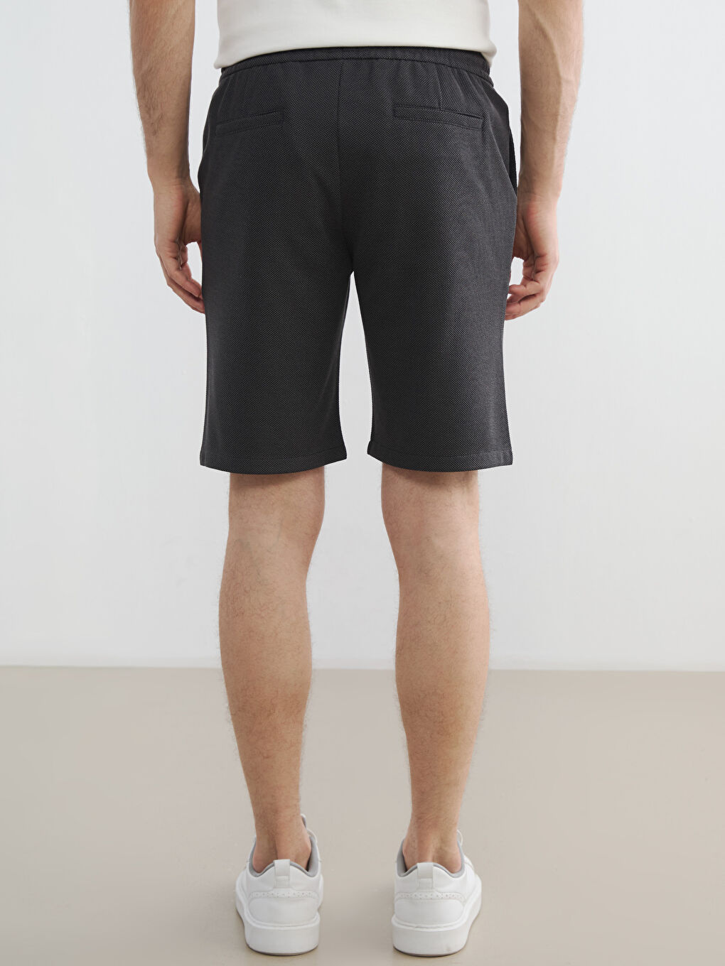 Шорты мужские стандартного кроя-3