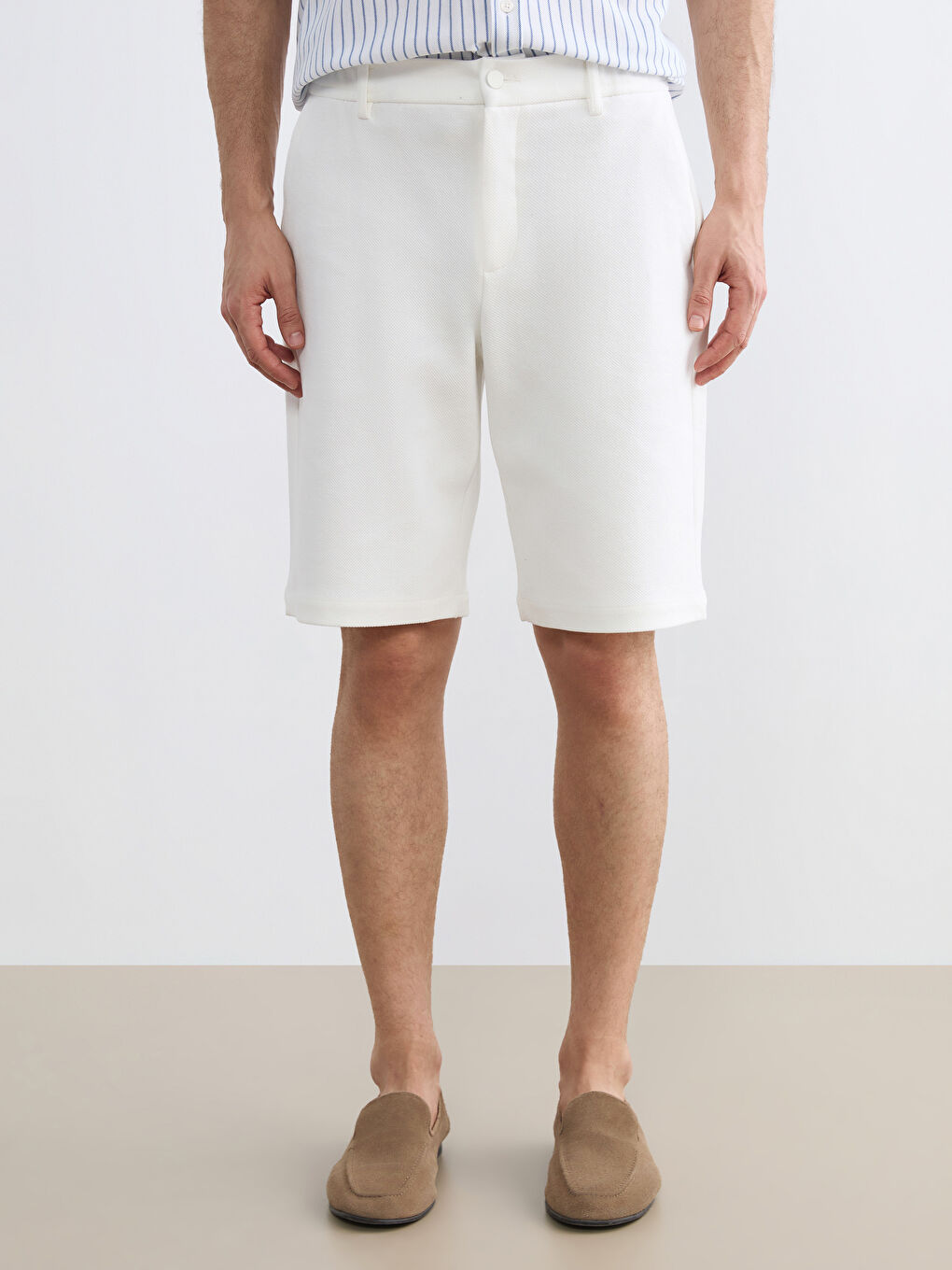 Ekru Standart Kalıp Erkek Şort-1
