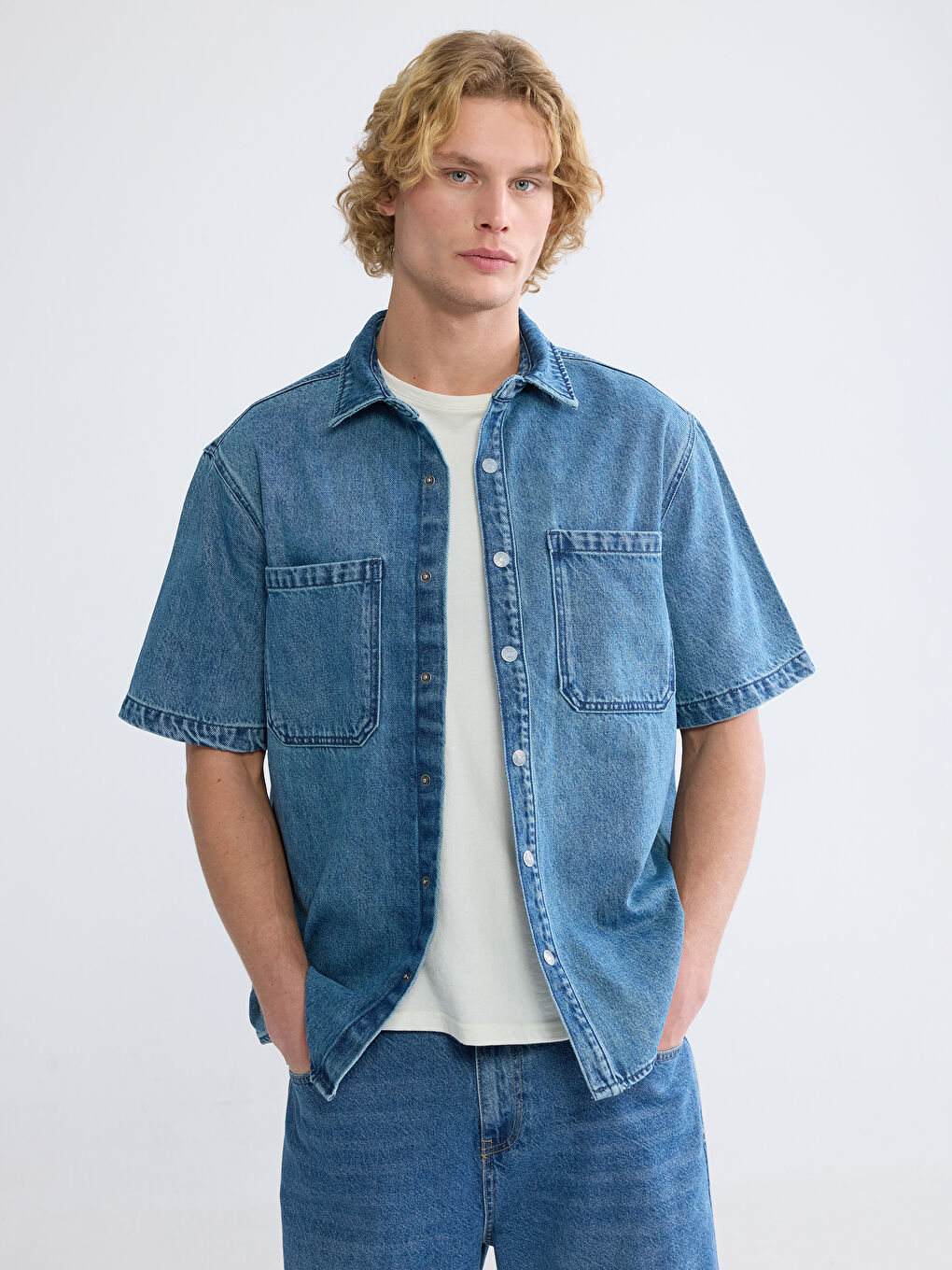 Man INDIGO Denim Shirt