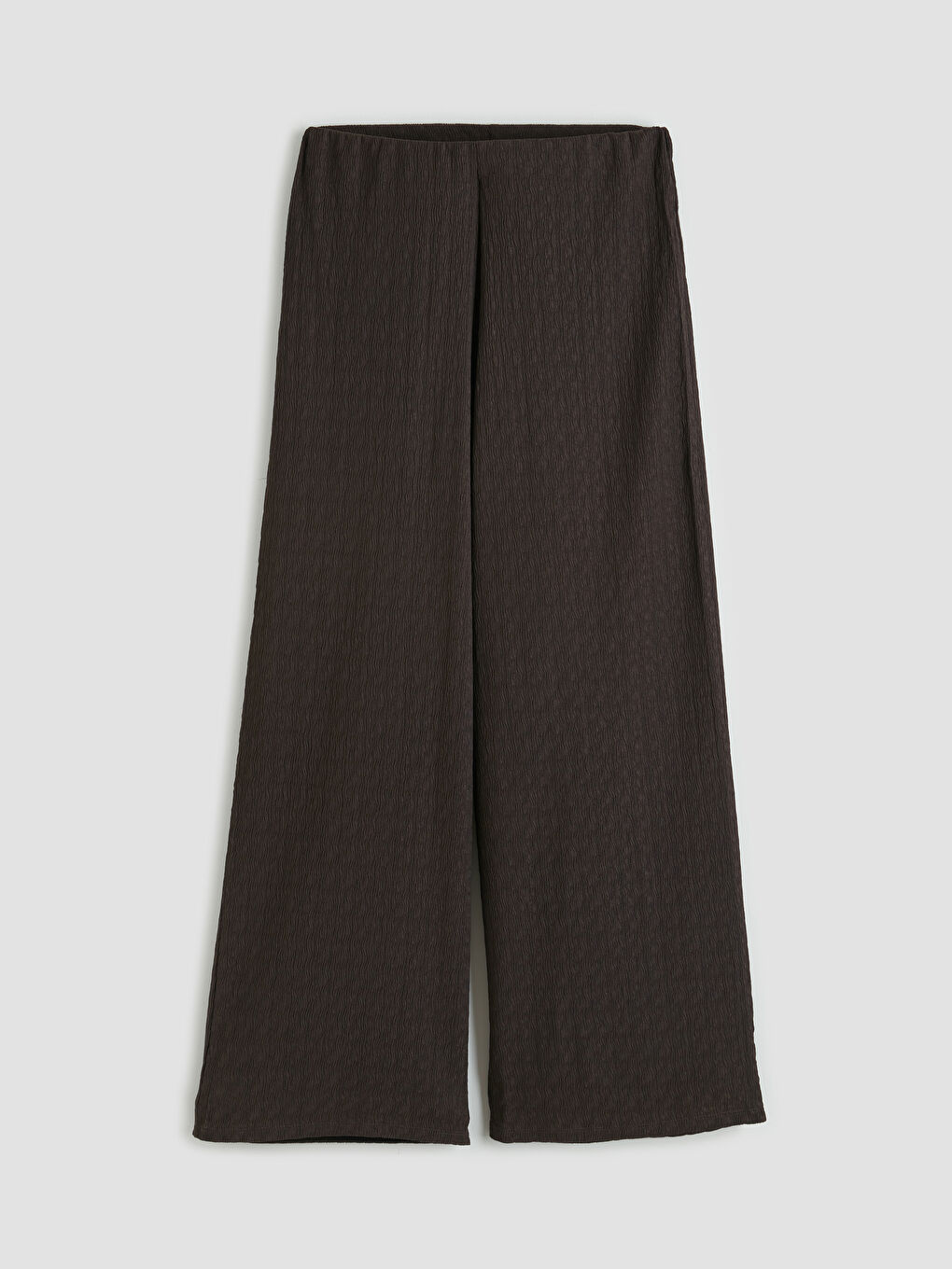 بنطلون بني امرأة