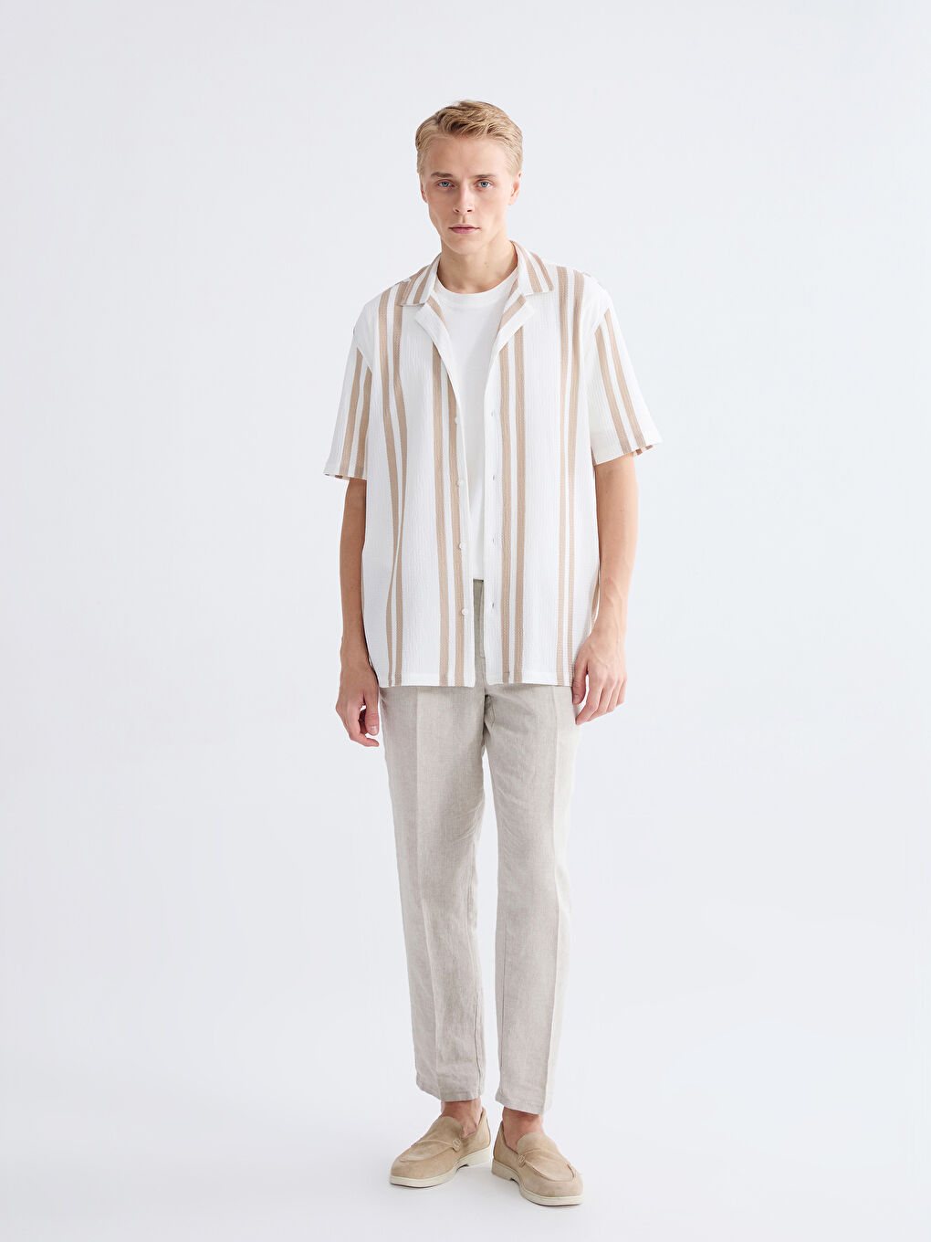 Men's Regular Fit Resort Collar Shirt-1