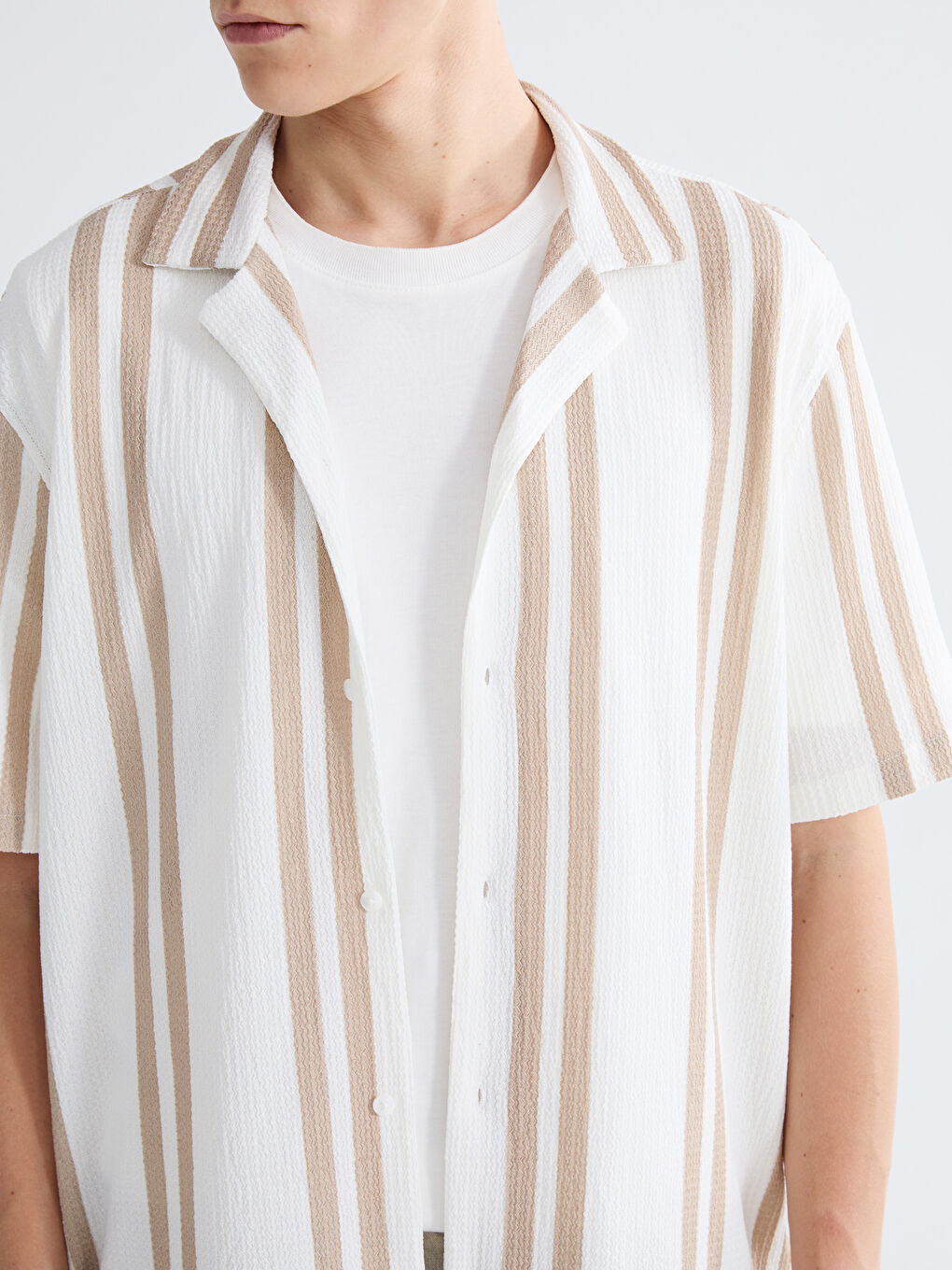 Men's Regular Fit Resort Collar Shirt-2