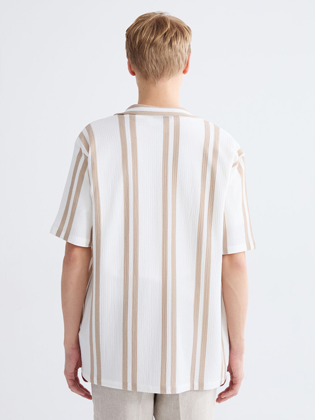 Men's Regular Fit Resort Collar Shirt-3