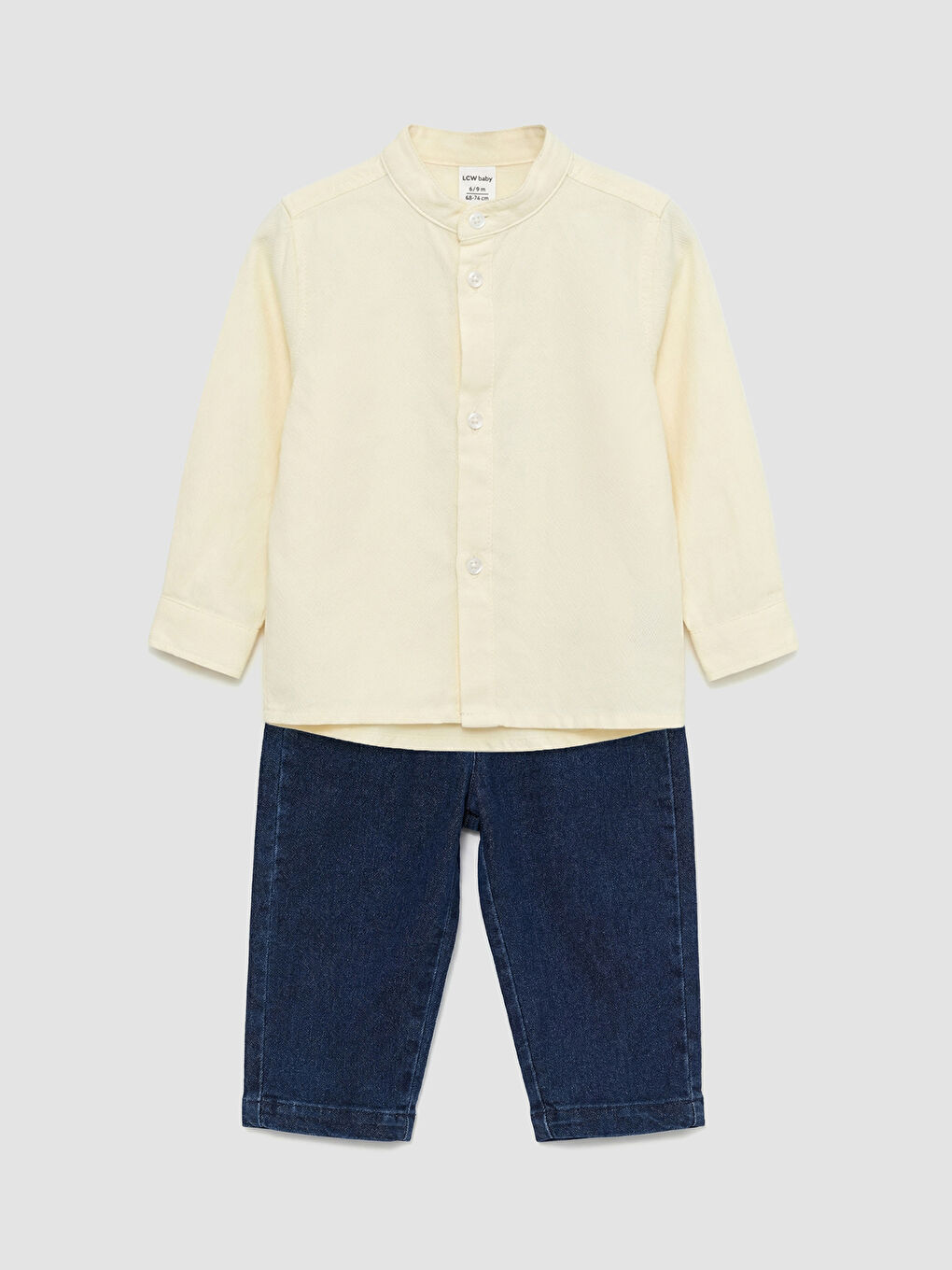 طقم طوبي مصفر طفل صغير