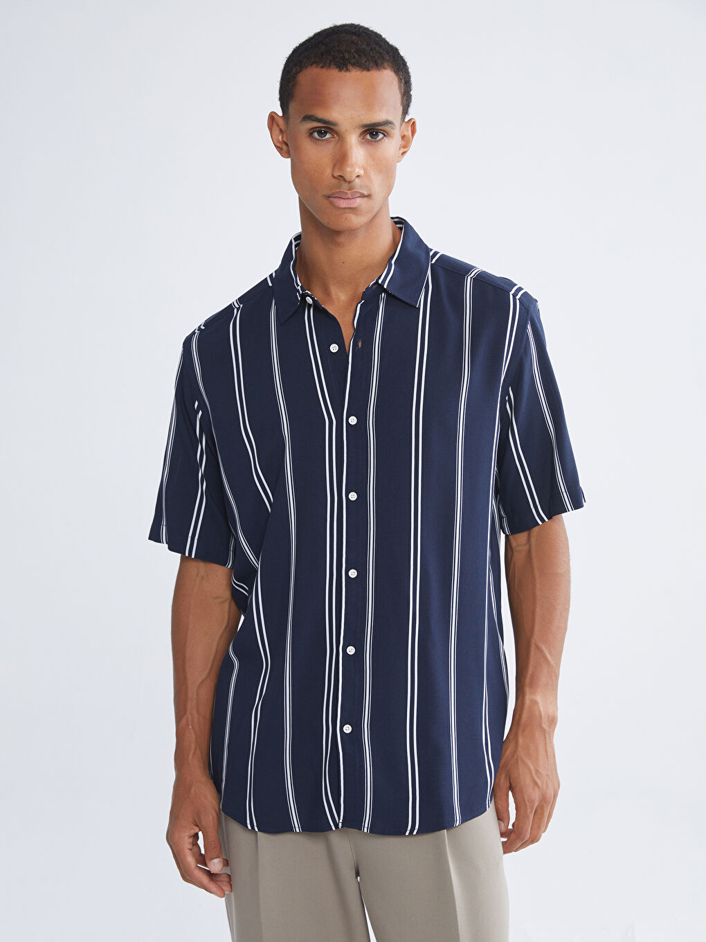 Man NAVY Shirt