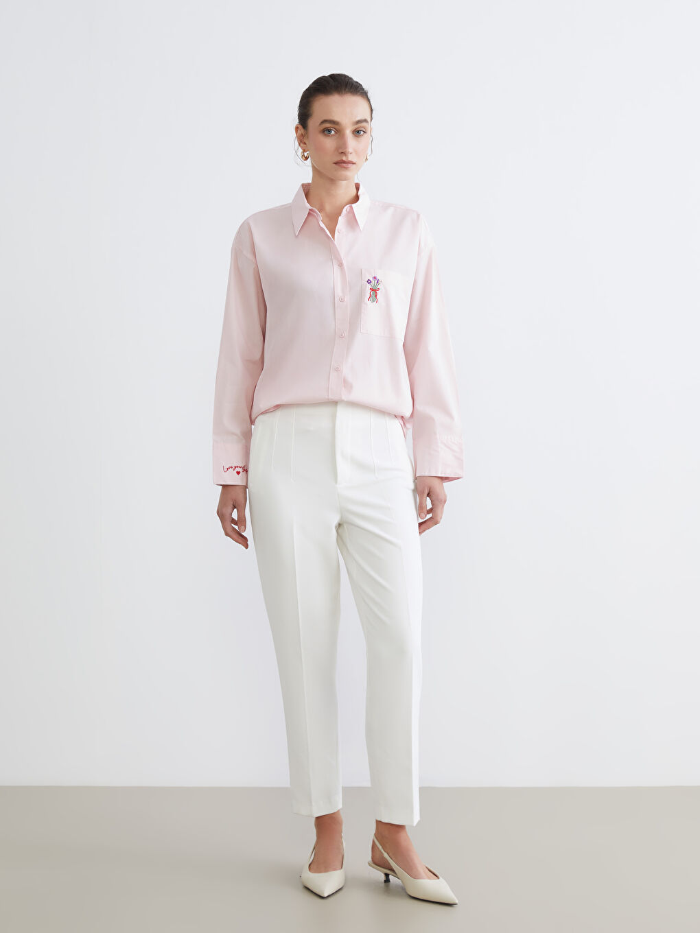 Әйелдерге арналған кестеленген оверсайз поплин жейде-1