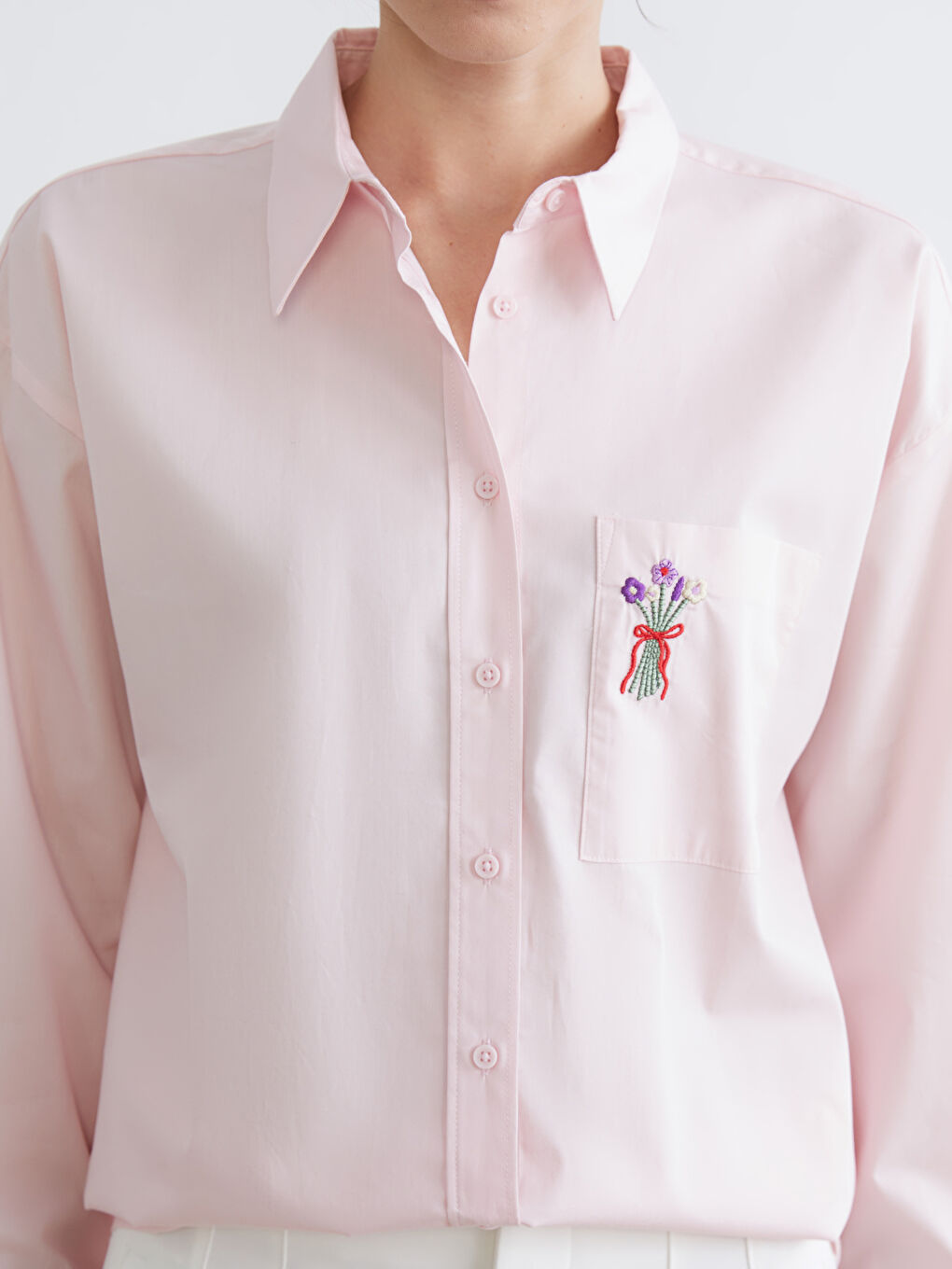 Әйелдерге арналған кестеленген оверсайз поплин жейде-2