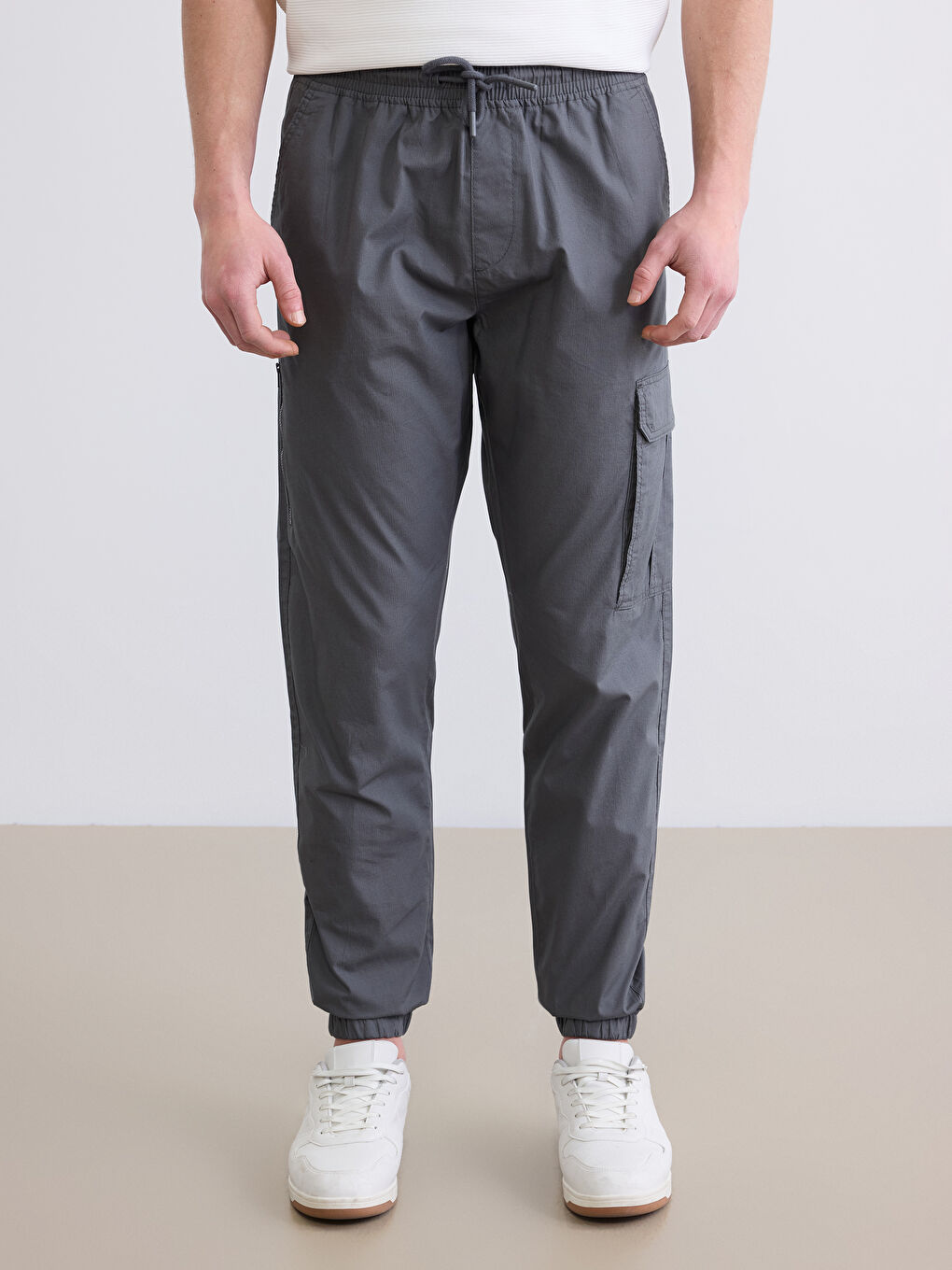 Regular Fit Men's Cargo Trousers-1