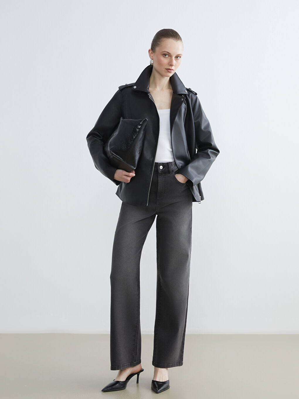 Көйлек жағалы әйелдерге арналған жасанды былғары пиджак-1