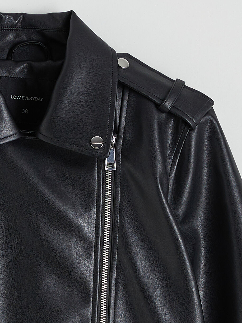 Көйлек жағалы әйелдерге арналған жасанды былғары пиджак-6