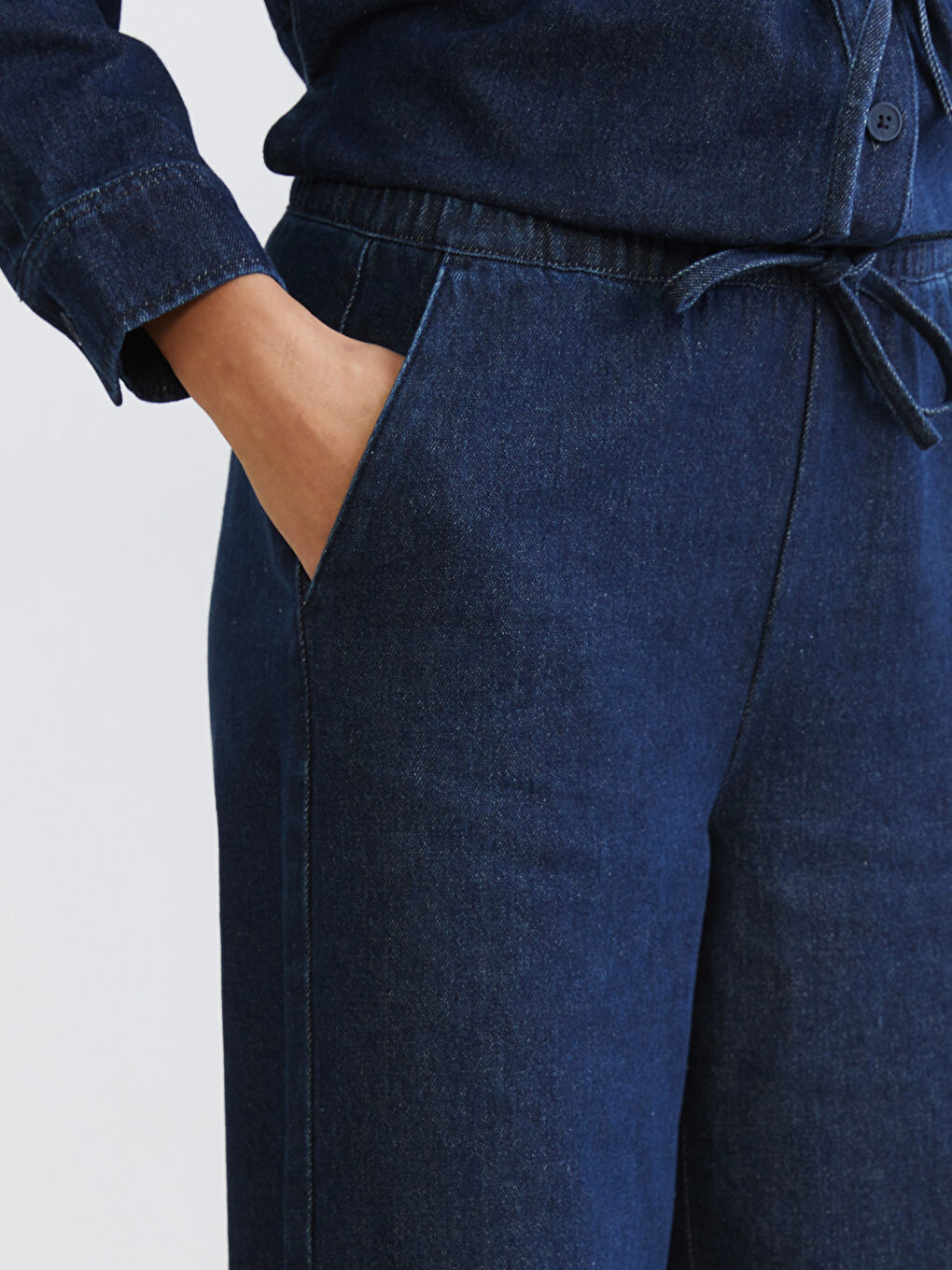 Women's Wide Leg Jean-2