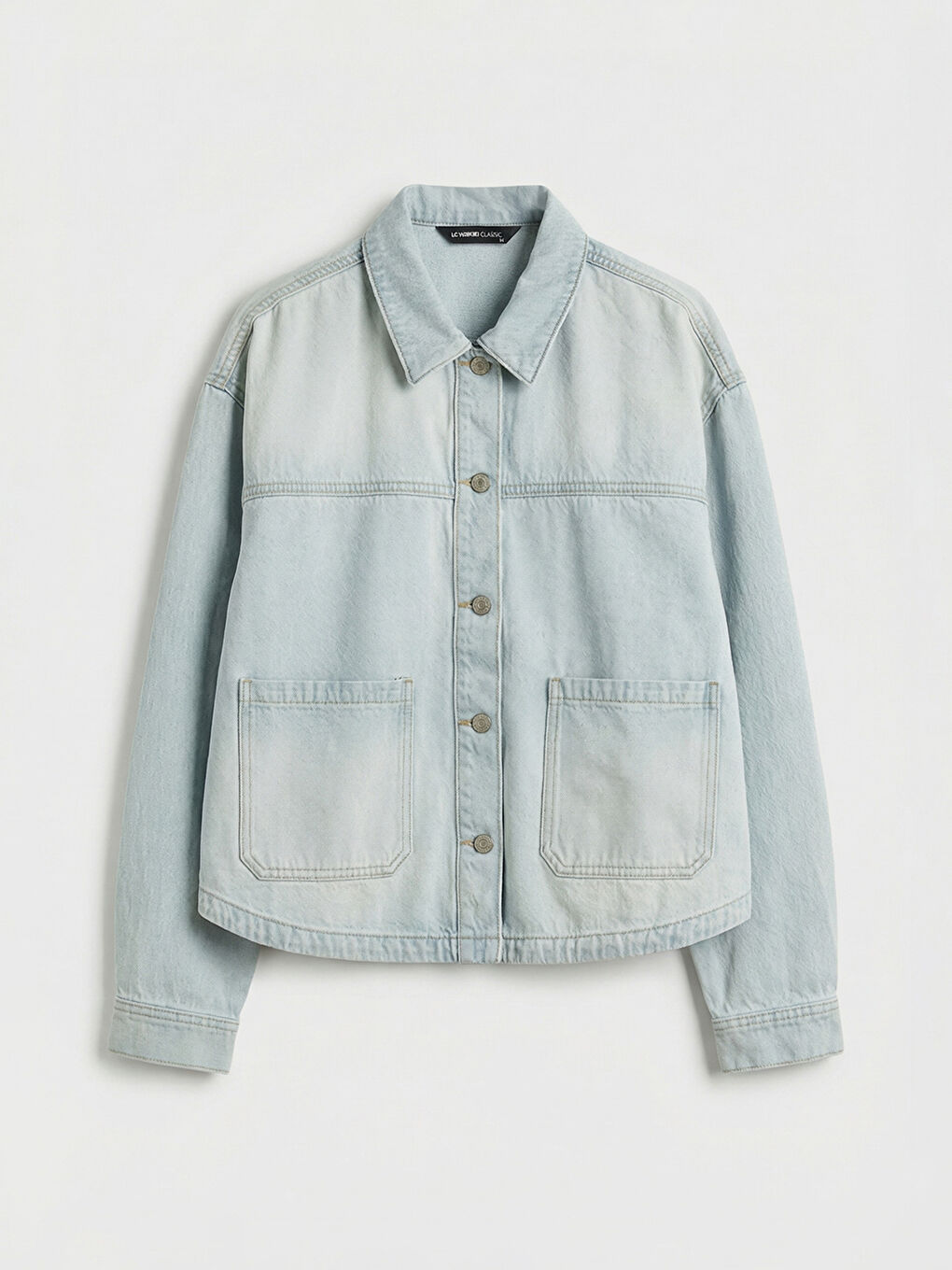 Chemise en denim surdimensionnée pour femme avec poches-4