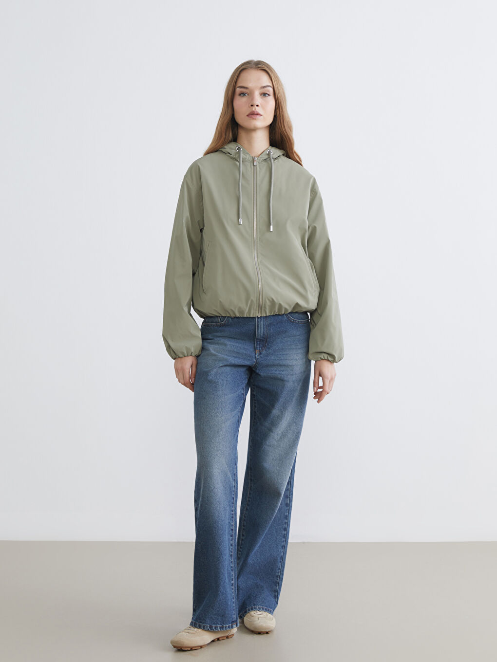 Haki Kapüşonlu Oversize Kadın Yağmurluk	-1