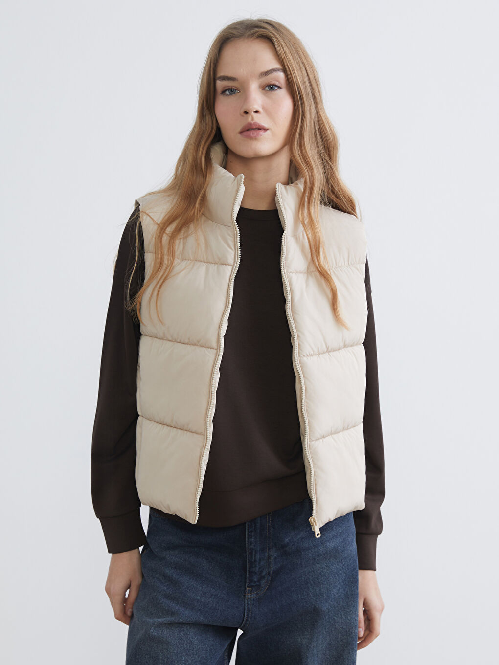 Bej Dik Yaka Kadın Şişme Yelek