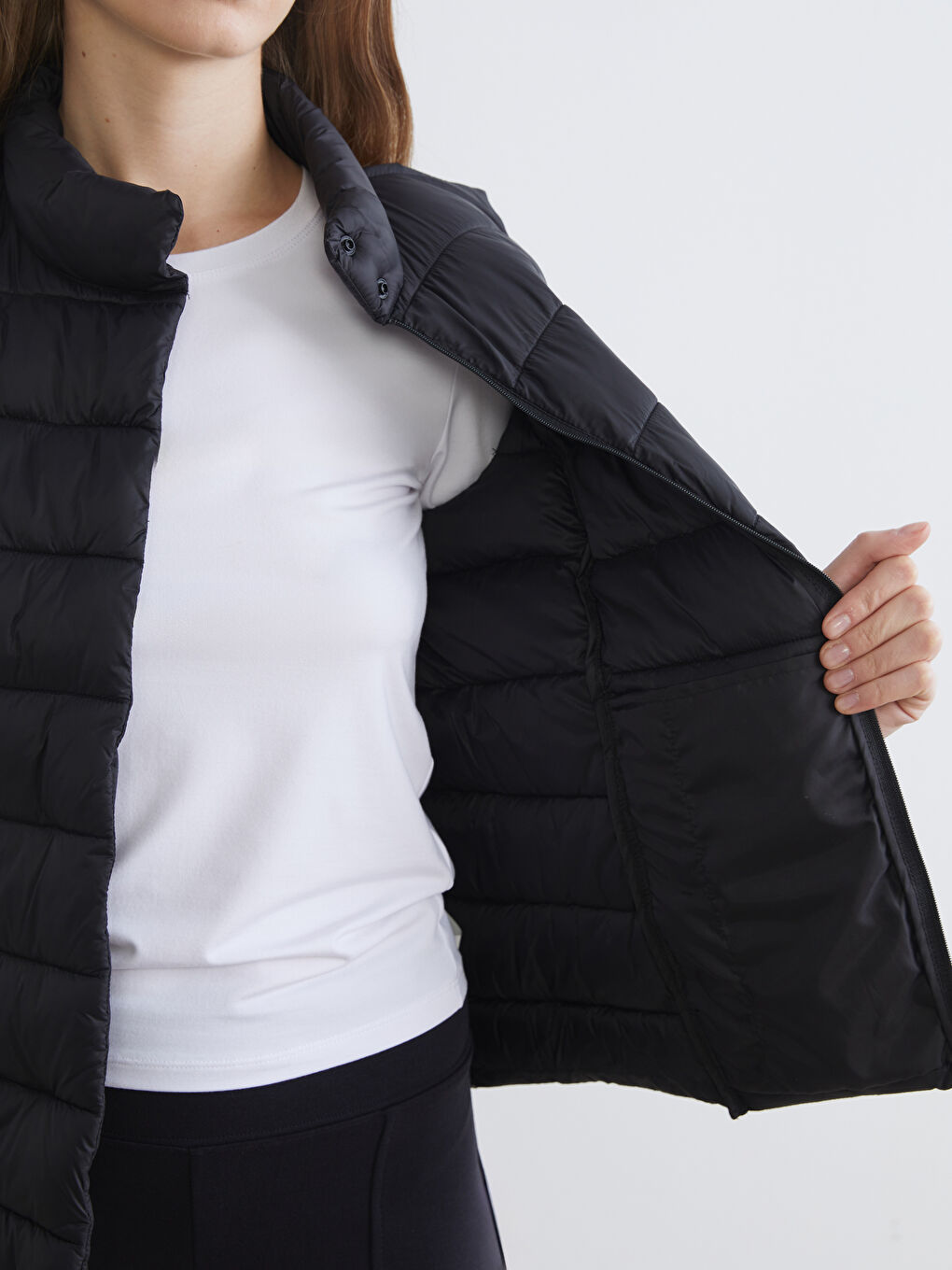 Women's Stand-Collar Puffer Vest-3