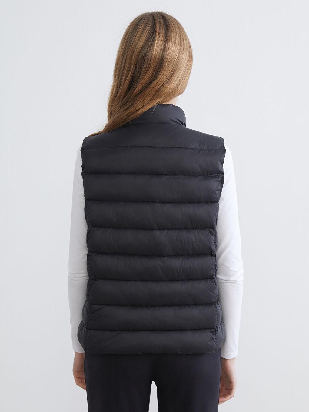 Women's Stand-Collar Puffer Vest-4