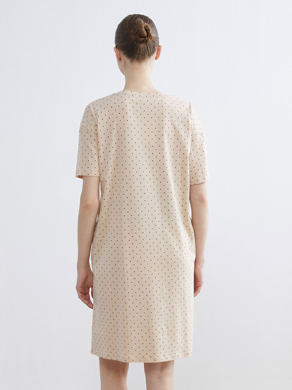 Bej Bisiklet Yaka Puantiyeli Hamile Gecelik-3