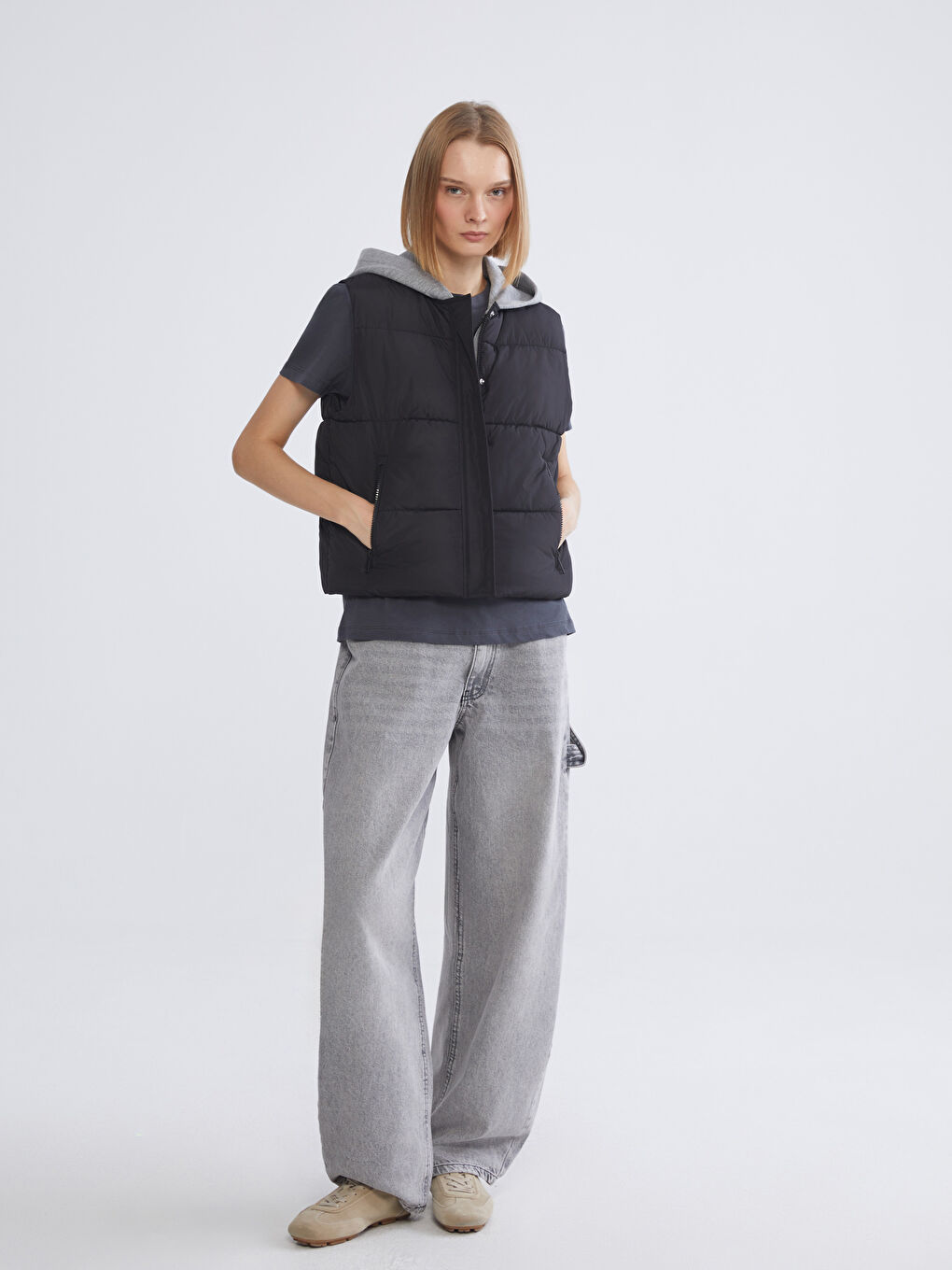 Women's Hooded Puffer Vest-1