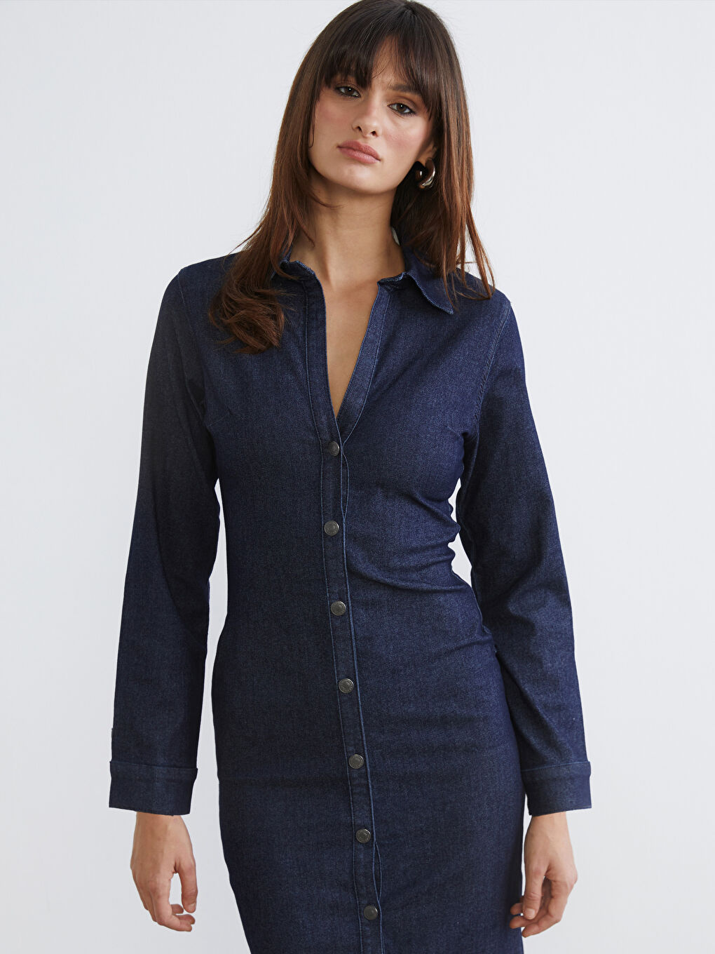 عەزێی جینز نیلی ژن-1