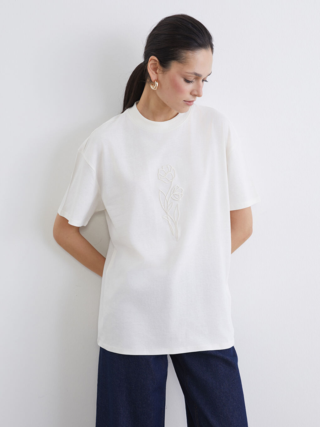 Embroidered High-Neck Women's Tee