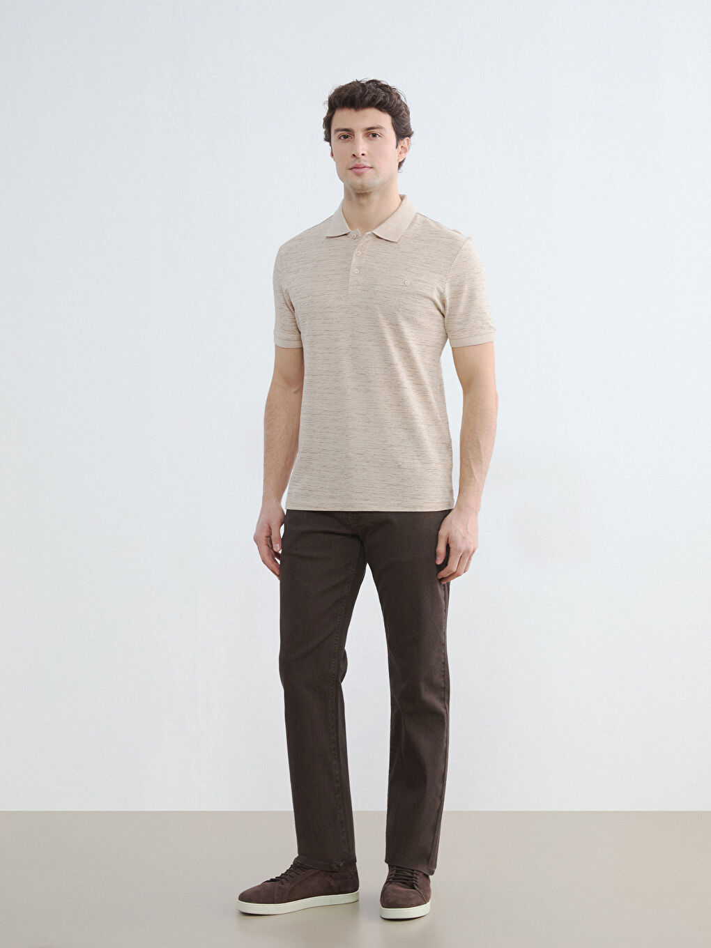 Tricou bărbătesc cu guler polo și model piqué-1