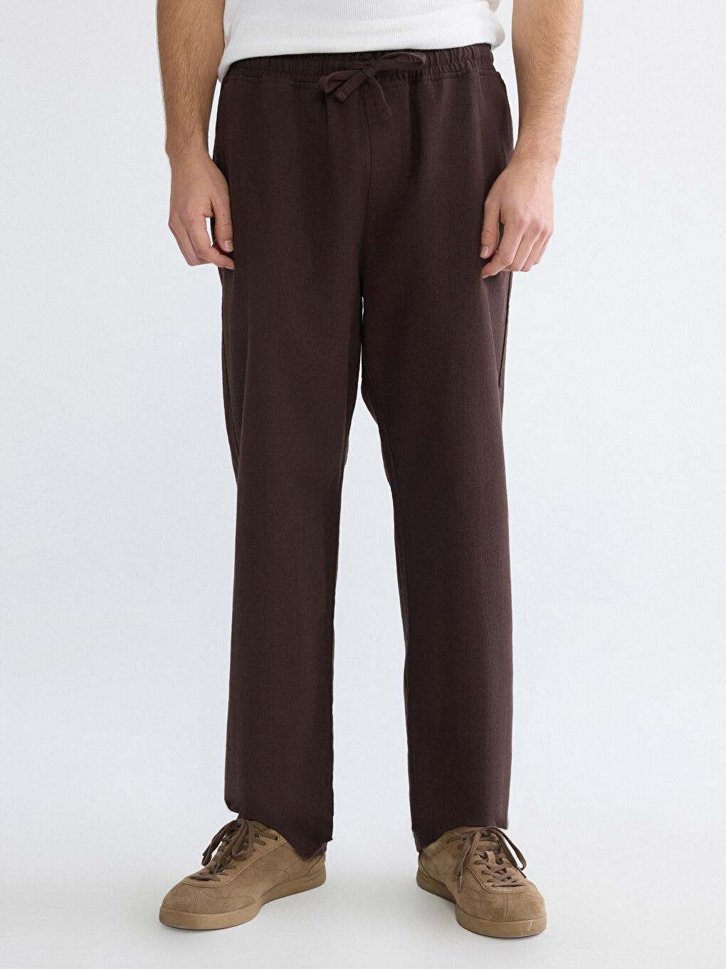 Kahverengi Rahat Kalıp Keten Görünümlü Erkek Pantolon-1