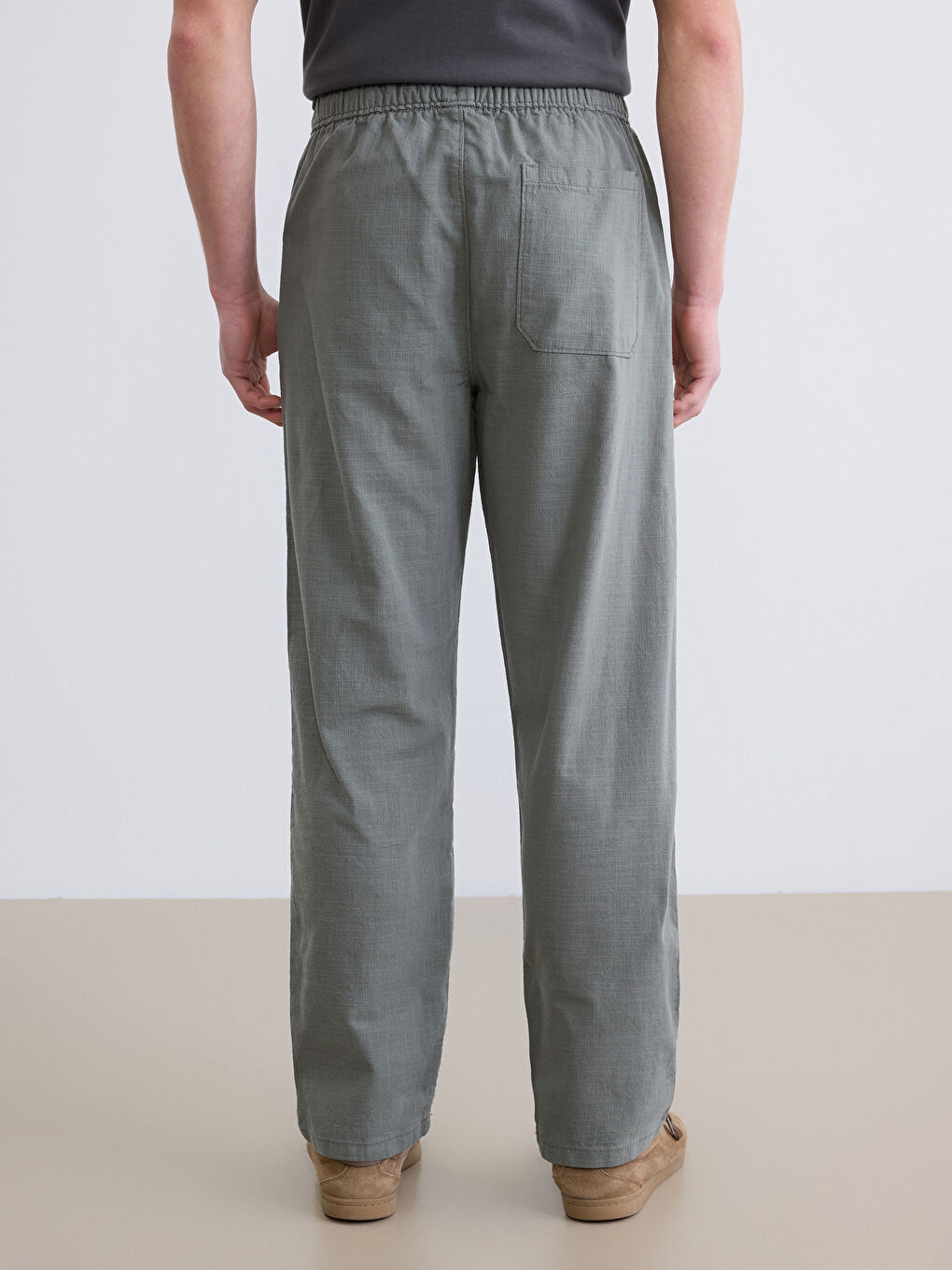 Haki Rahat Kalıp Keten Görünümlü Erkek Pantolon-4