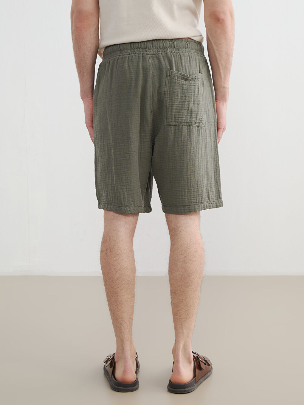 Haki Loose Fit Müslin Erkek Şort-3