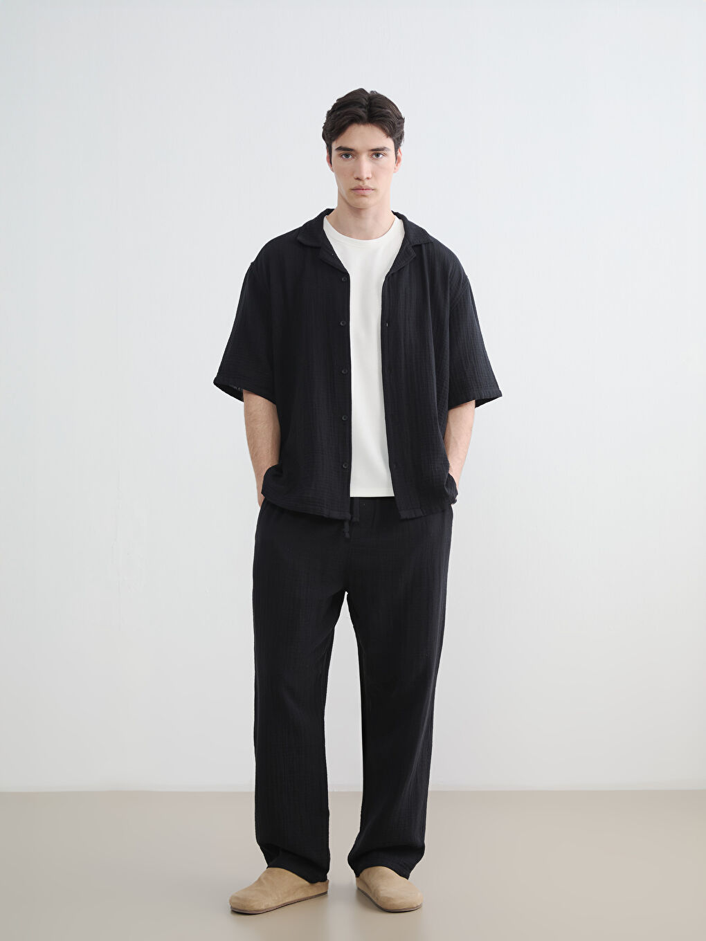 Muslin Men's Wide Fit Trousers