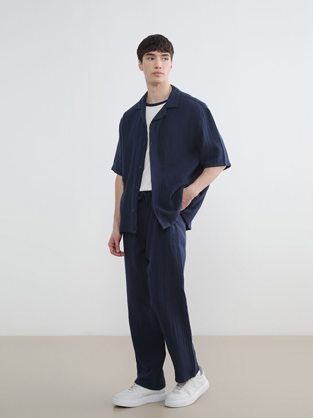 Lacivert Rahat Kalıp Müslin Erkek Pantolon