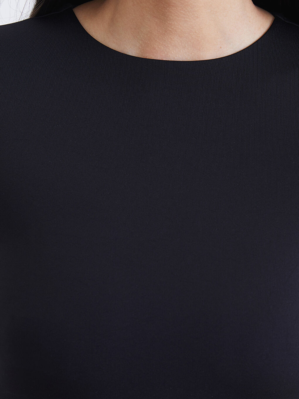 Siyah Bisiklet Yaka Kadın Bodysuit-2