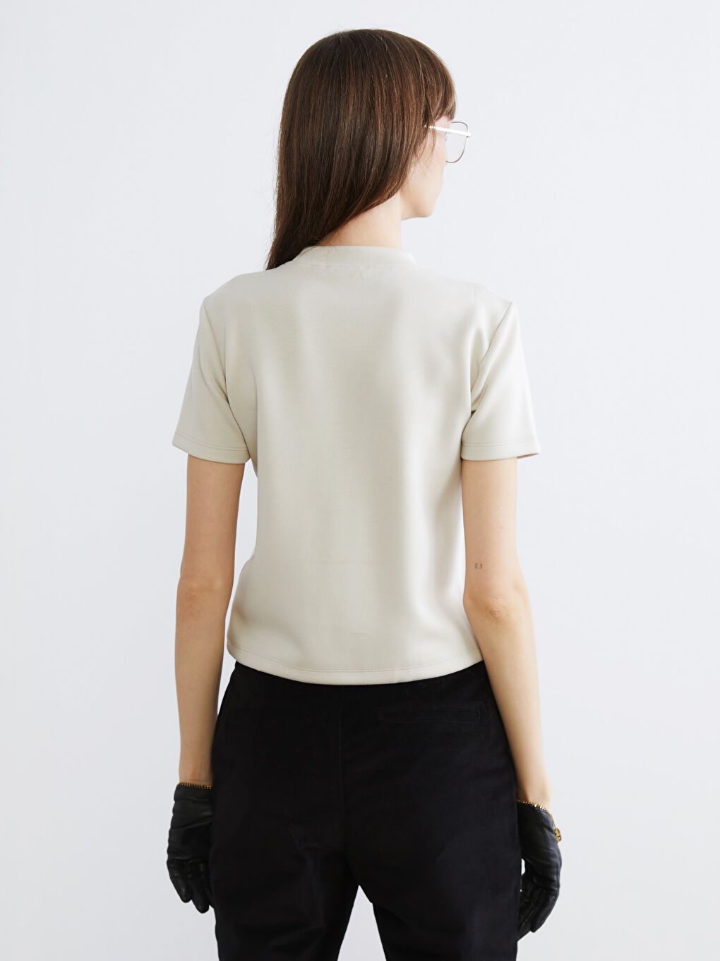 Футболка Женская С Круглым Вырезом-3