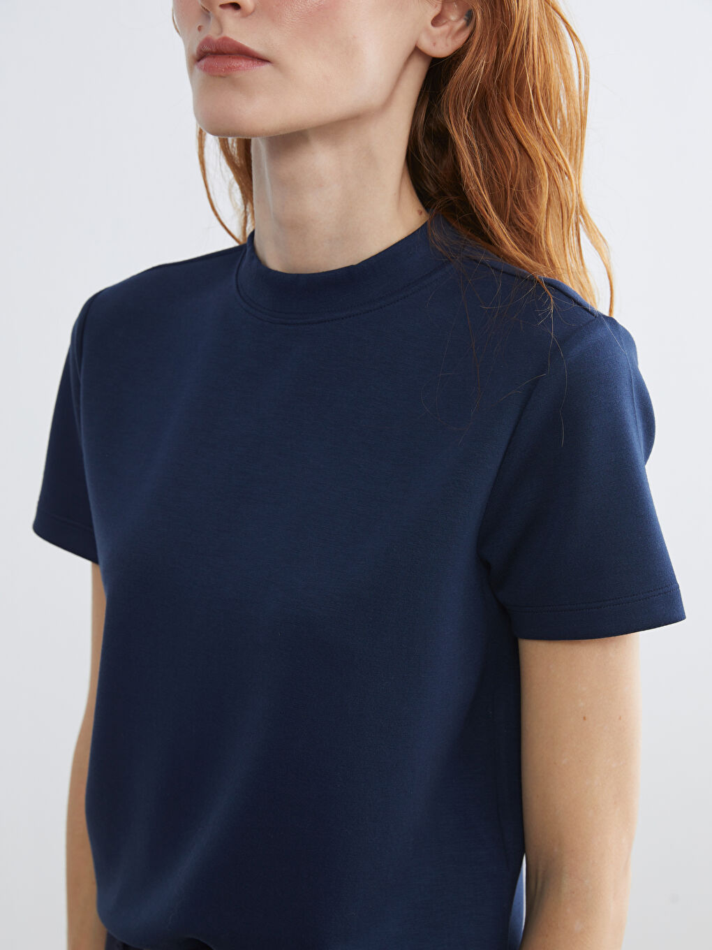 تیشێرتی یاخەی خڕ - ئافرەتان-2