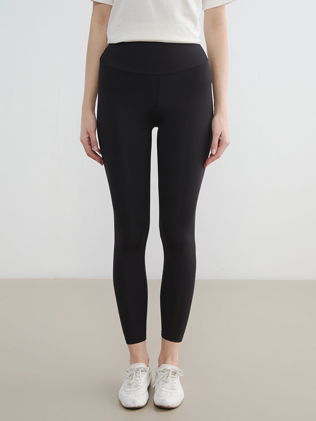 Helanke za Žene sa Visokim Strukom-1