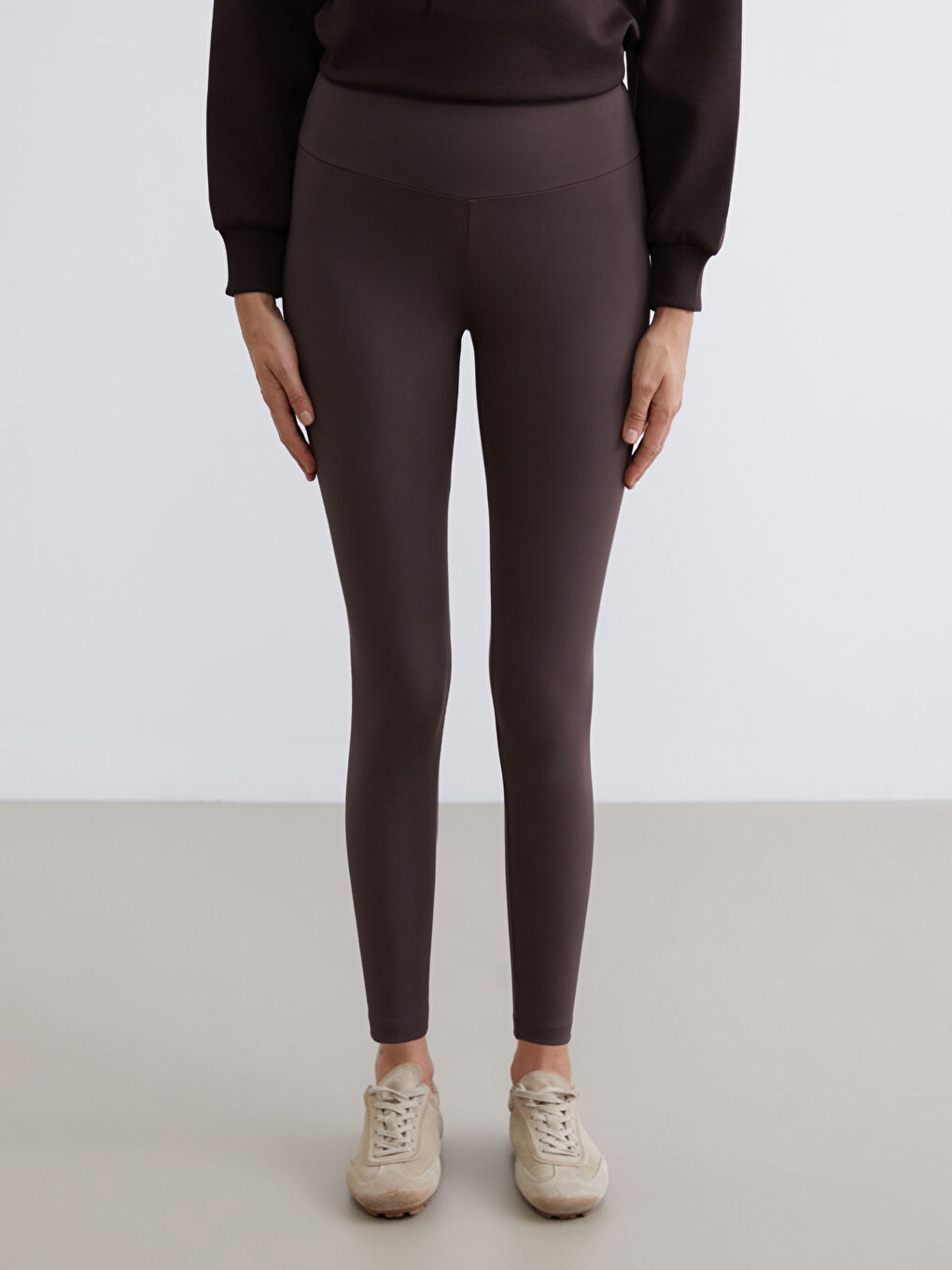 High-Waisted Women's Leggings-1