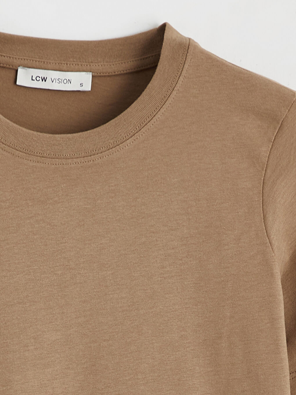 تي شيرت نسائي بياقة دائرية-5