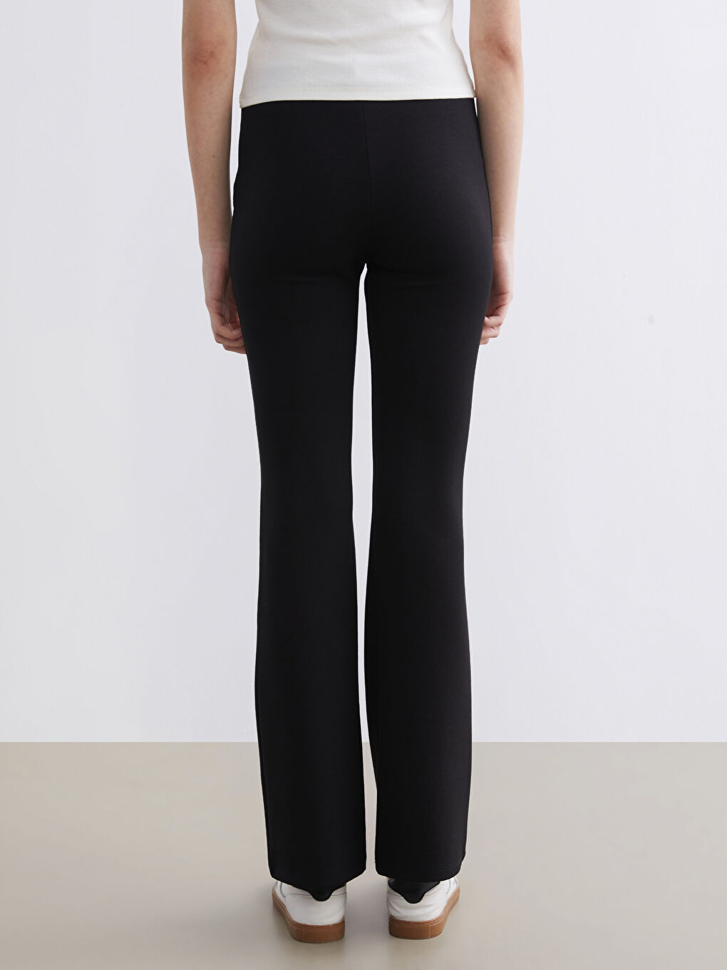 Siyah Beli Lastikli İspanyol Paça Kadın Tayt Pantolon-3