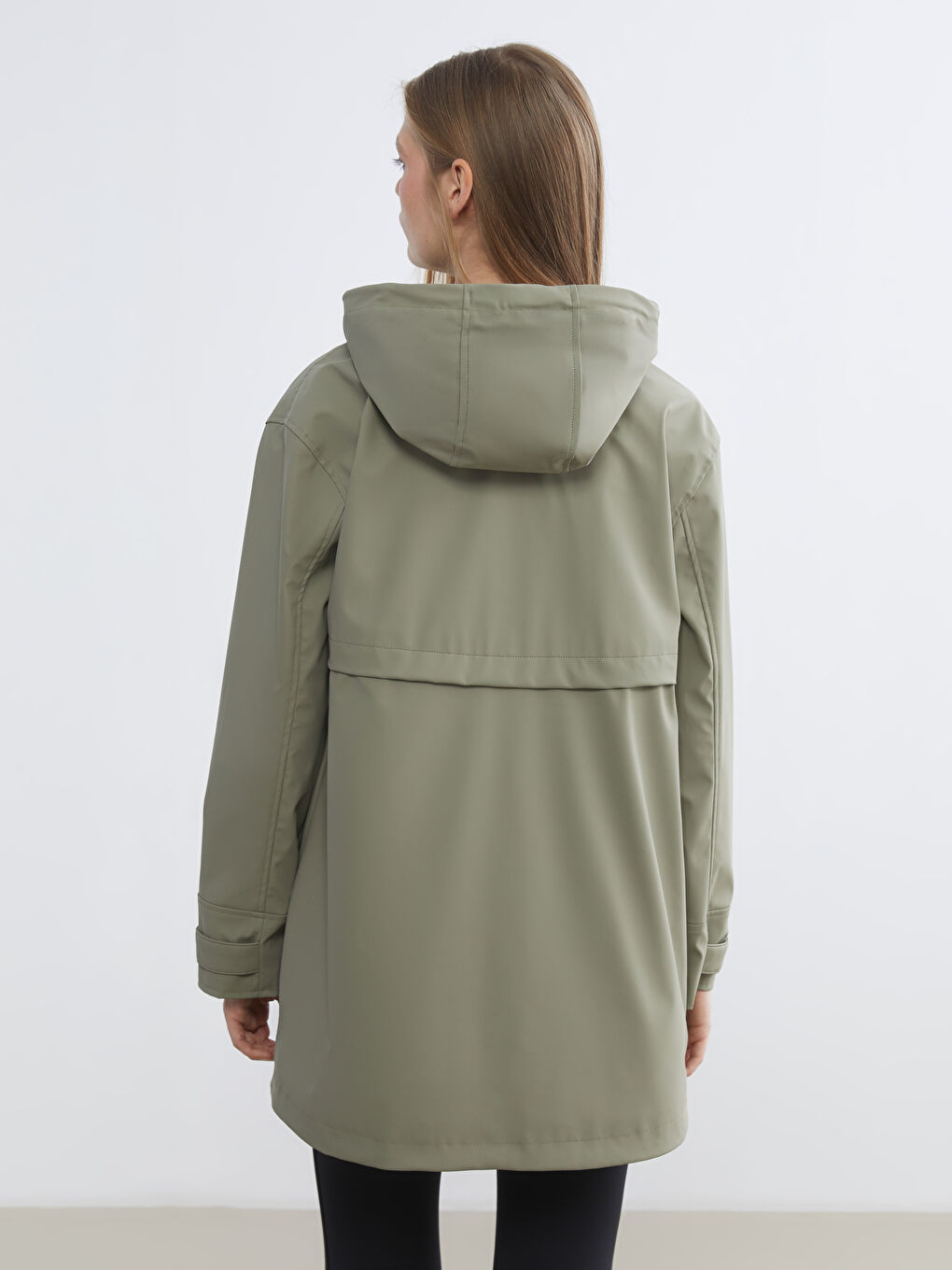 Haki Kapüşonlu Kadın Deri Görünümlü Yağmurluk-4