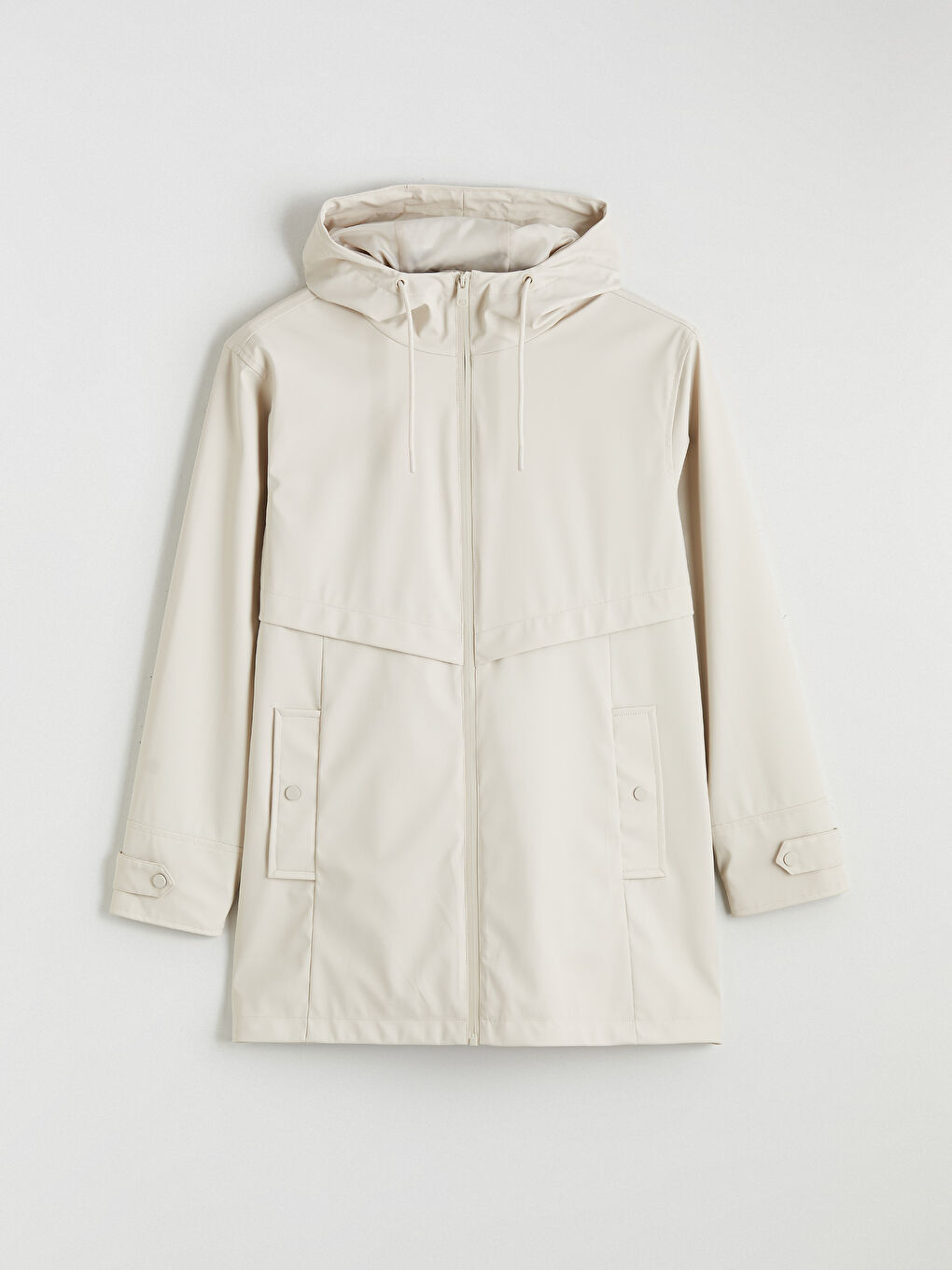 Bej Kapüşonlu Kadın Deri Görünümlü Yağmurluk-5