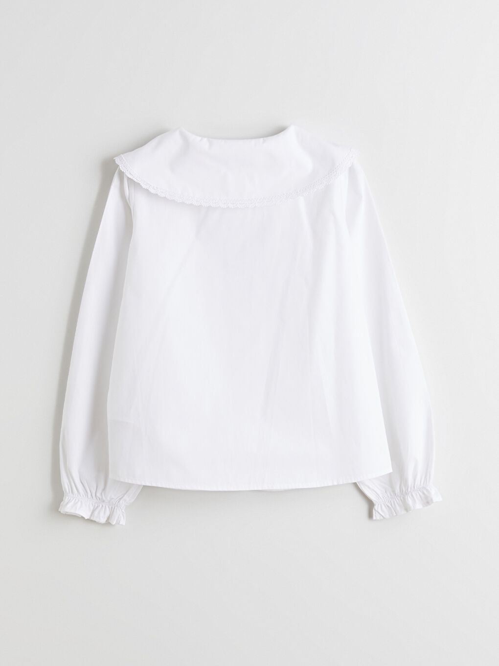 Дівчина БІЛИЙ Сорочка-2