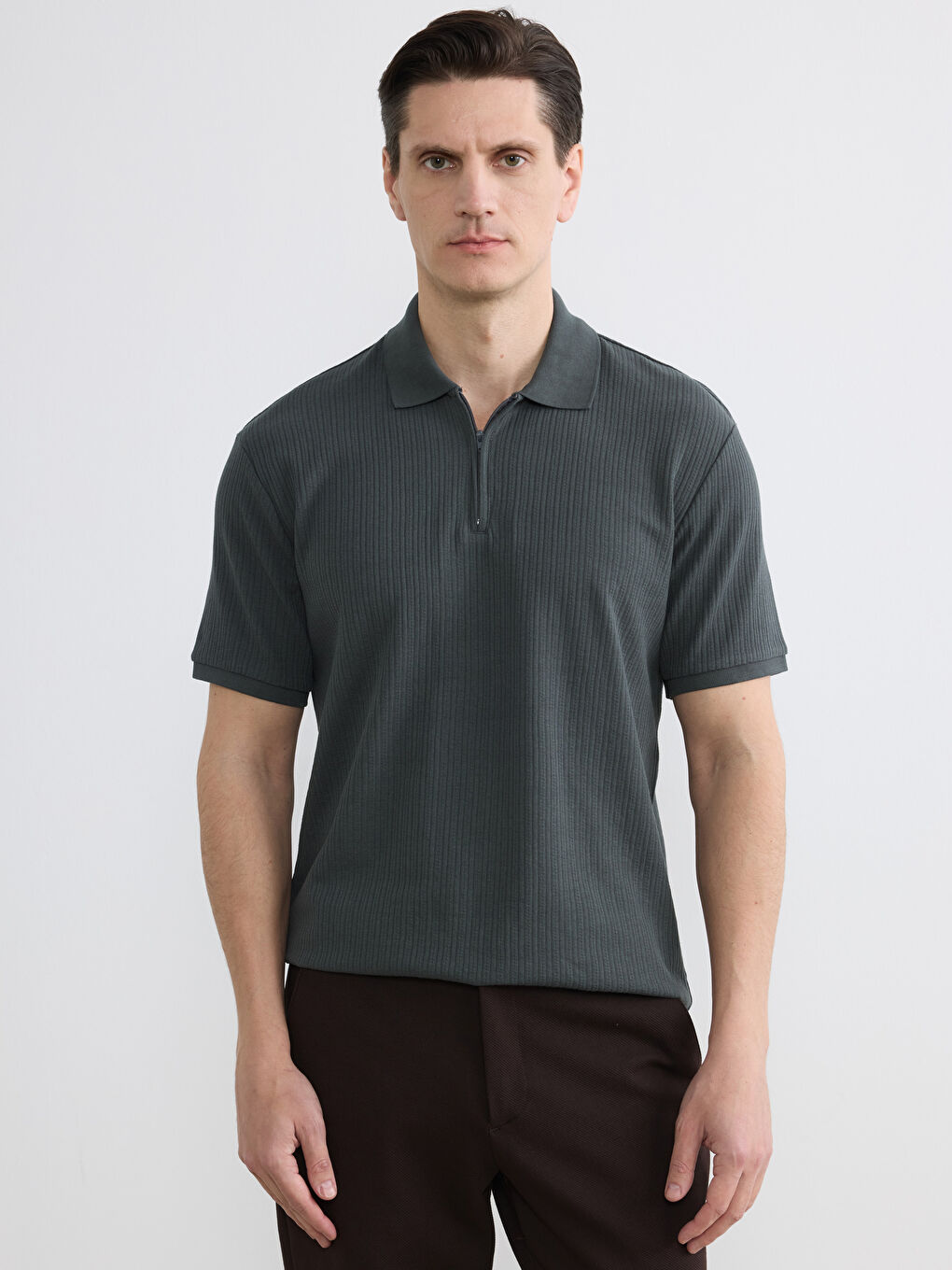 تي شيرت رجالي بياقة بولو
