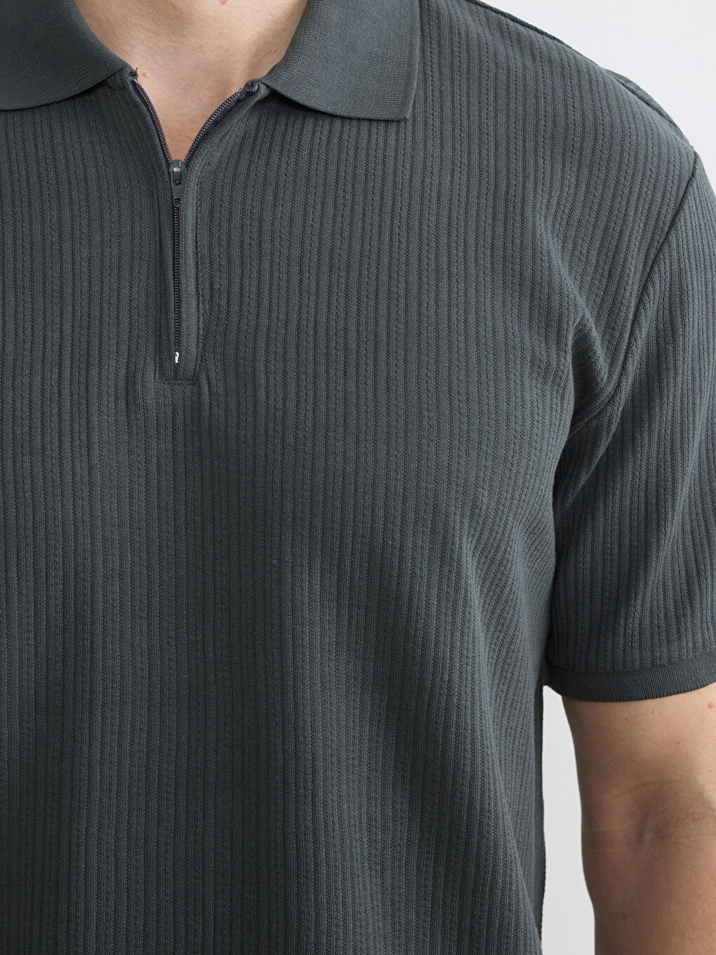 تي شيرت رجالي بياقة بولو-2