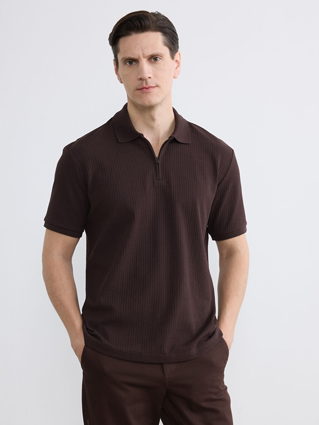 تي شيرت رجالي بياقة بولو