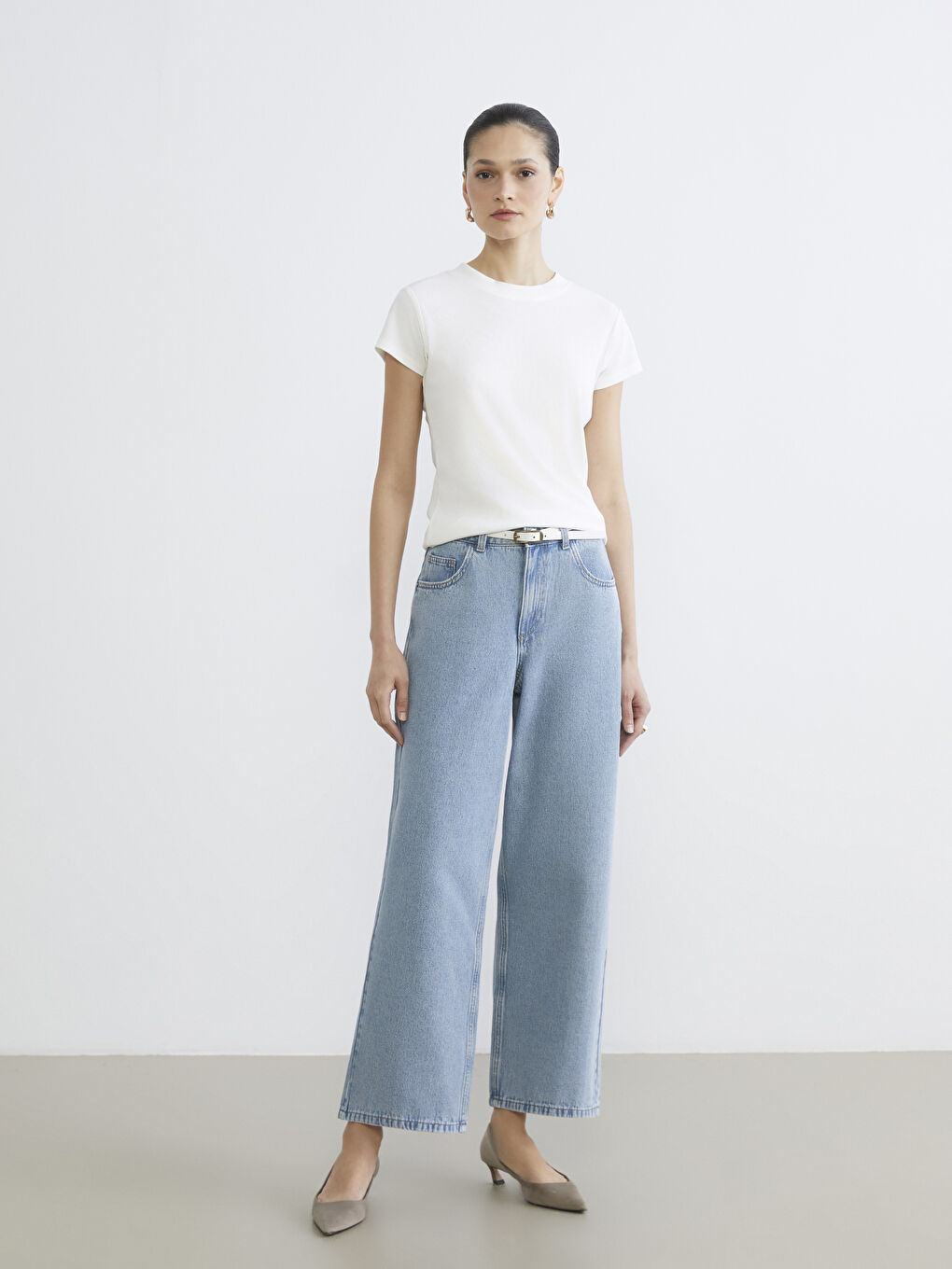 ქალის ფართო შარვალი ჯინსის